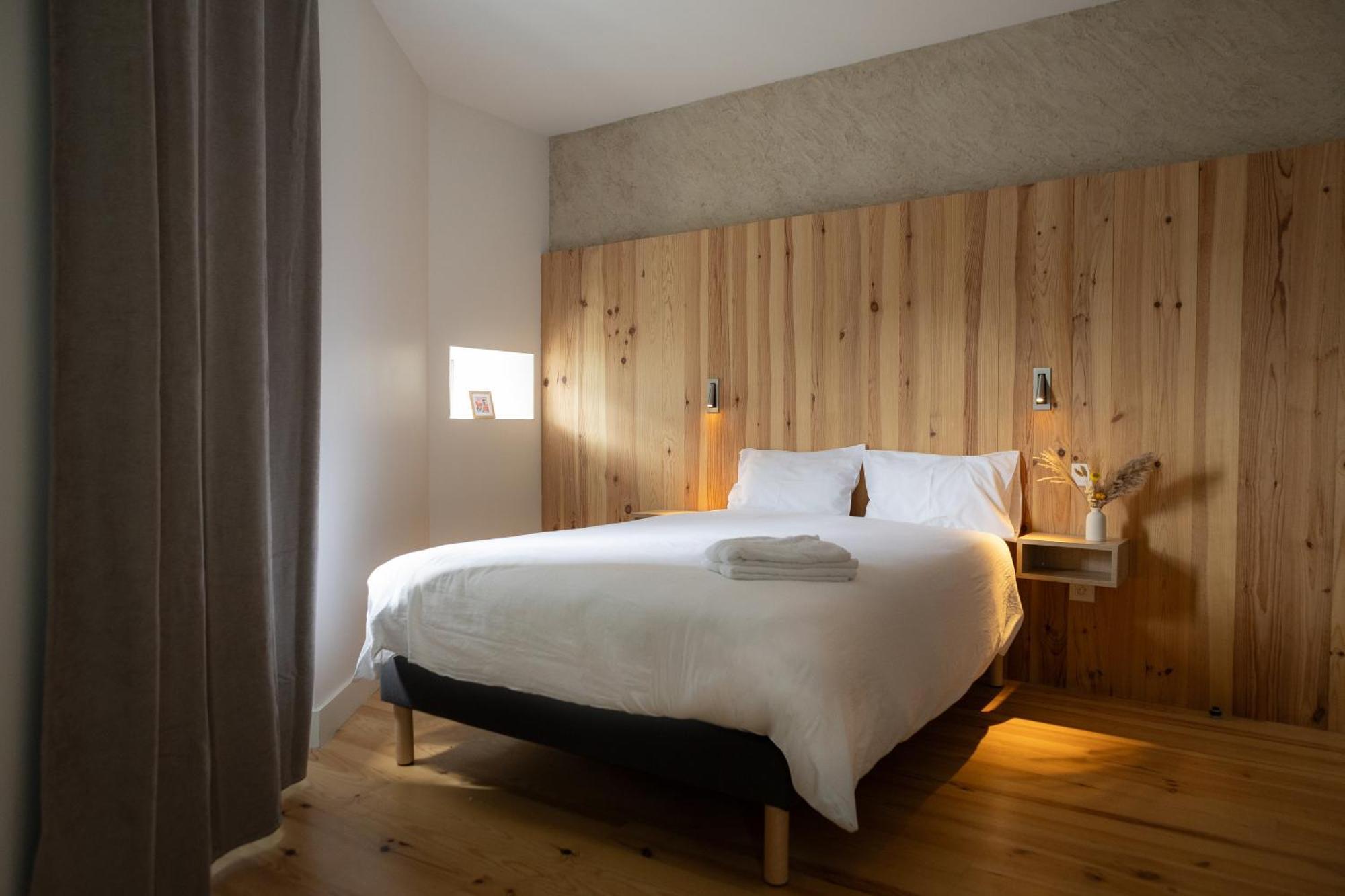 Bed and Breakfast Le Bercail Lacaze Экстерьер фото